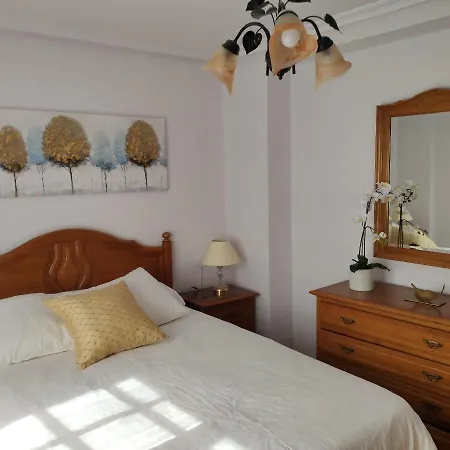 Centro De * Cudillero